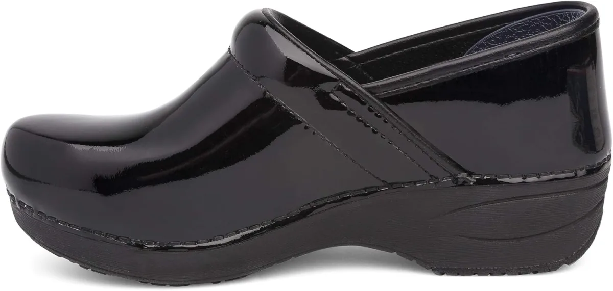 Dansko Women’s XP 2.0 Clogs view 6