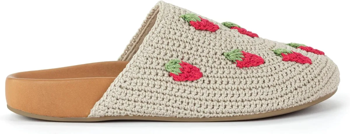 The Sak Bolinas Clog in Crochet and Leather, Slip On Entry view 4