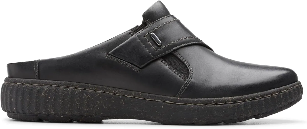 Clarks Women's Caroline Bay Clogs view 2