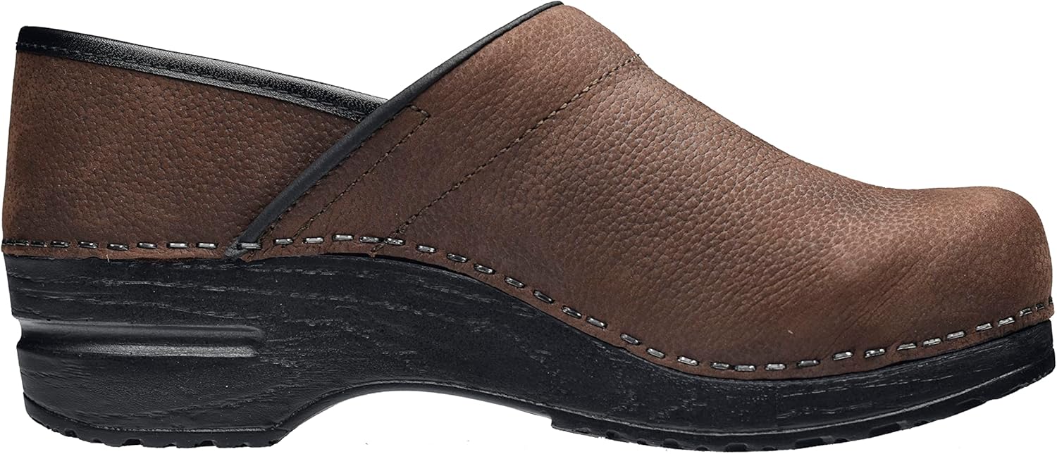 Sanita Women's Professional Oil Closed Leather Clog view 6